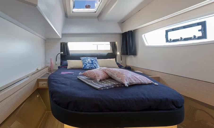 2023 Fountaine Pajot Astrea 42 na czarter (photo 6)