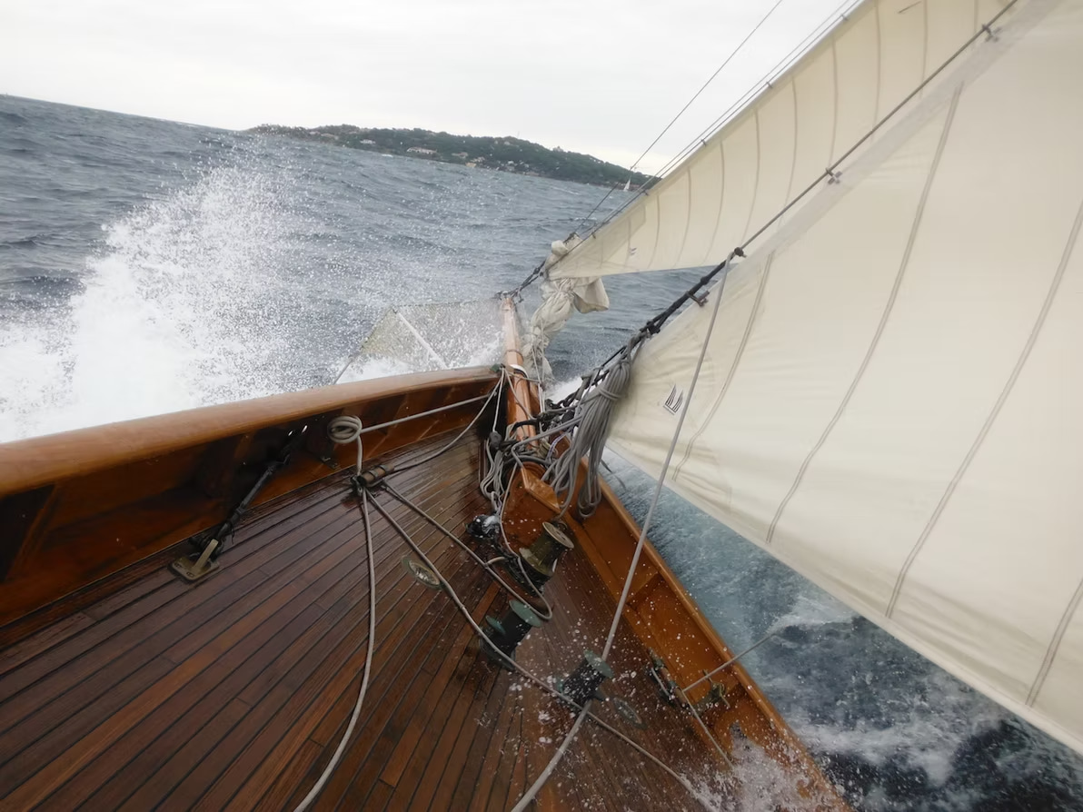 1920 William Fife & Sons Moonbeam III na czarter (photo 18)