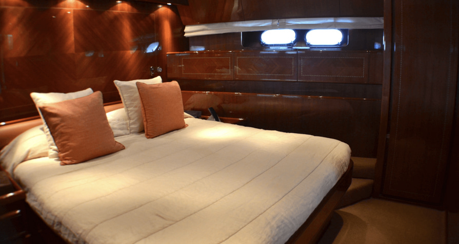 2000 Leopard 23 Sport for charter (photo 3)