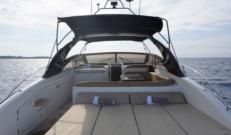 2020 Princess V55 à louer (photo 4)