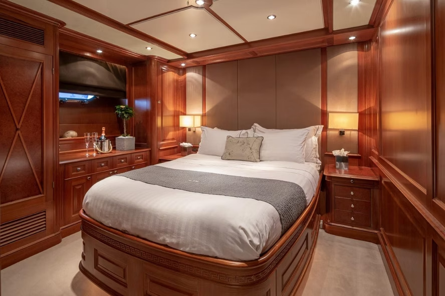 2007 Benetti 120 Classic zu chartern (photo 22)