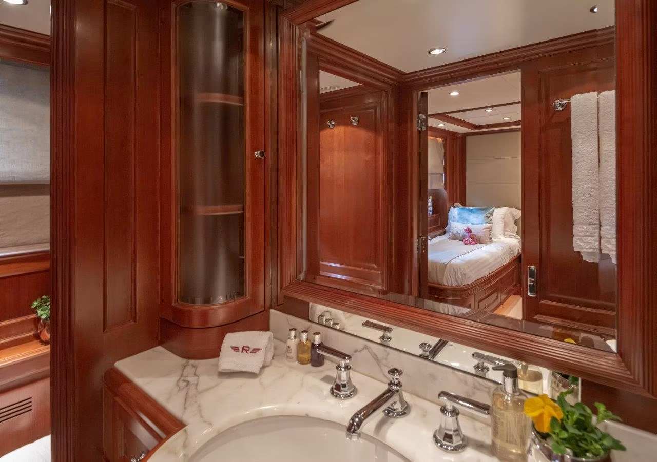 2007 Benetti 120 Classic zu chartern (photo 23)