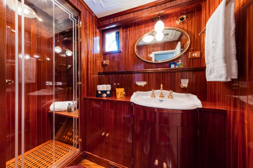 2023 Croce Del Sud Model X for charter (photo 18)