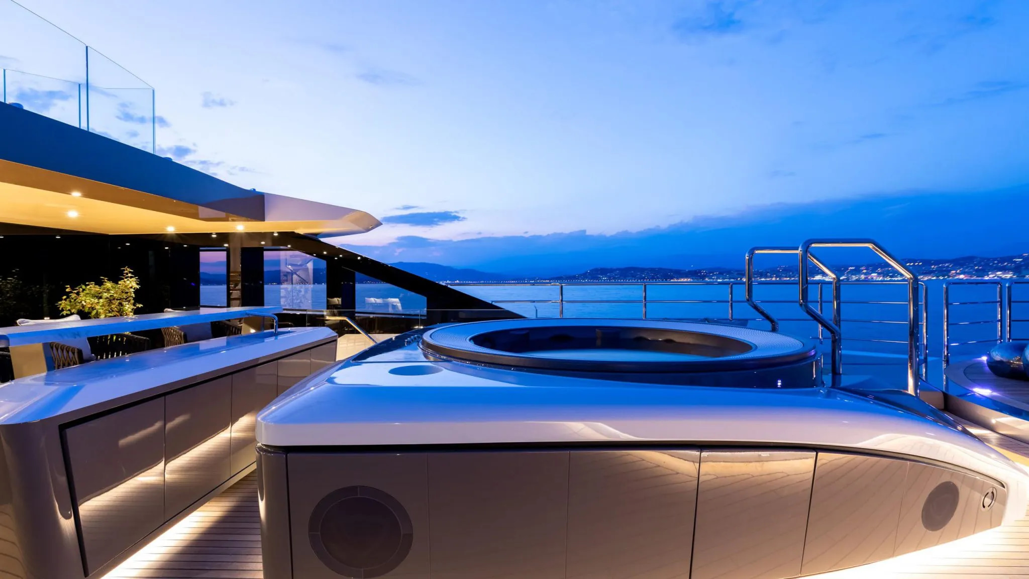 2018 Tankoa Yachts Solo te huur (photo 4)