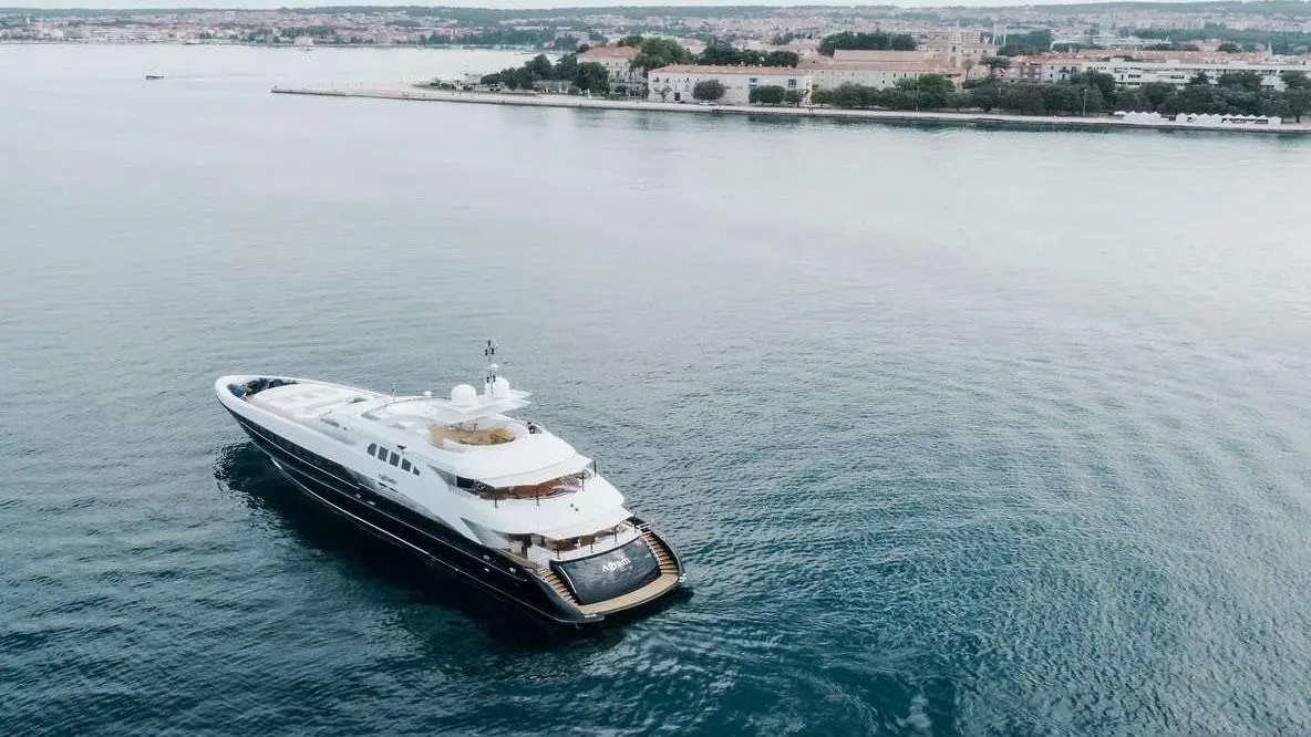 2008 Heesen Yachts Agram for charter (photo 8)