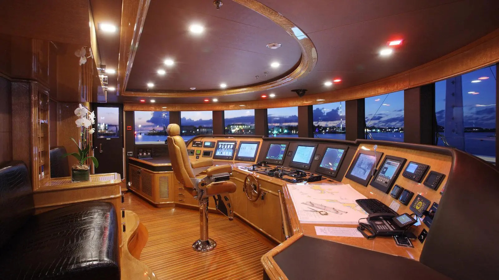 2009 Benetti Andiamo à louer (photo 5)