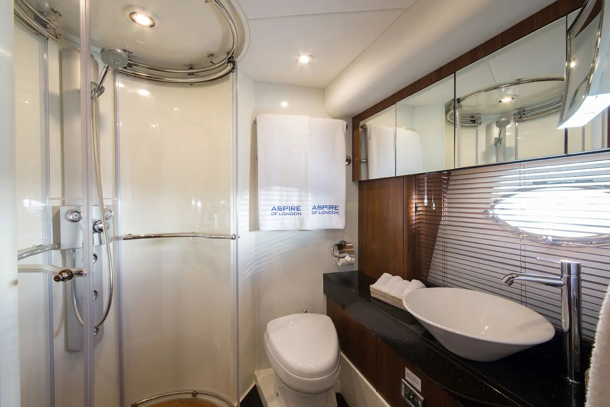 2007 Sunseeker Predator 72 na czarter (photo 11)
