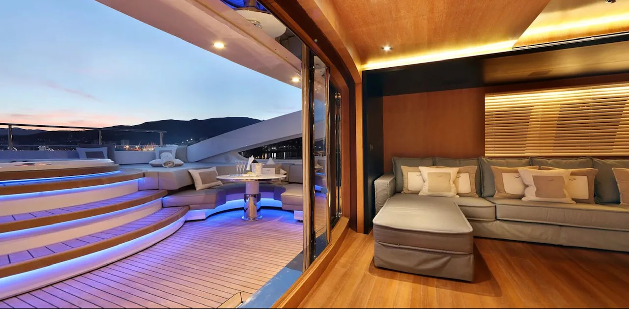 2015 Cantieri Navali Termoli Beatrix zu chartern (photo 7)