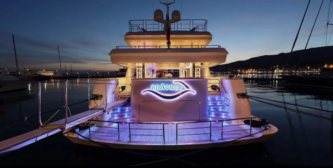 2015 Cantieri Navali Termoli Beatrix zu chartern (photo 10)
