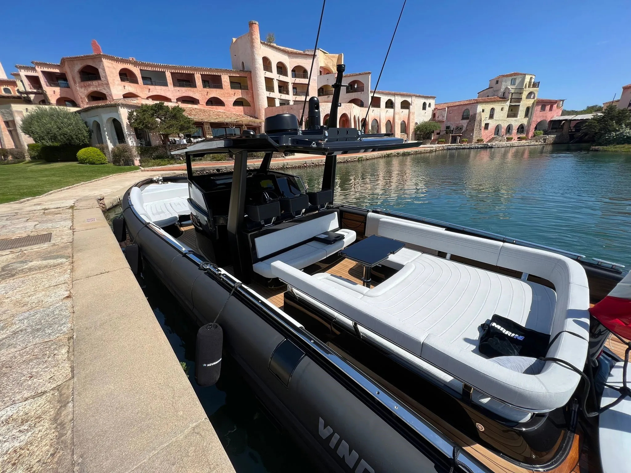 2023 Novamarine Black Shiver te huur (photo 6)