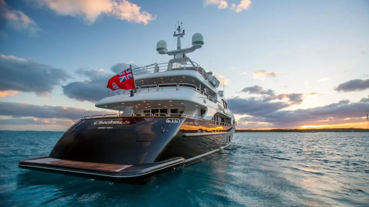 2013 Benetti Vision 145' à louer (photo 3)