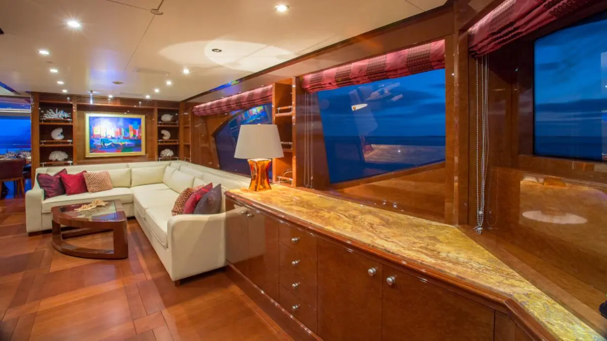 2013 Benetti Vision 145' à louer (photo 10)