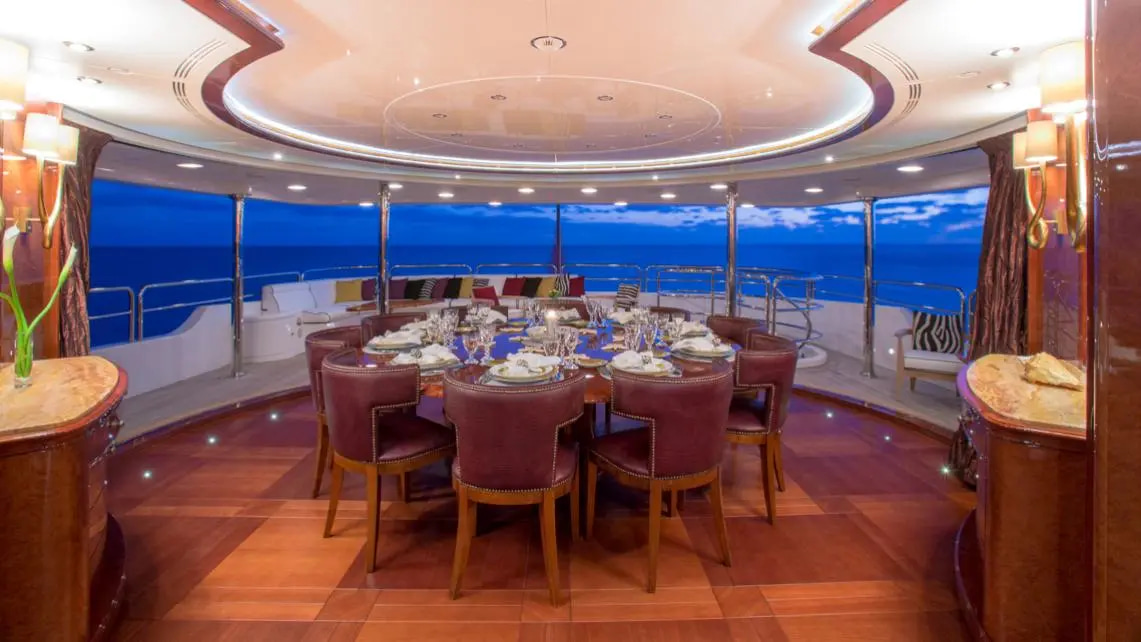 2013 Benetti Vision 145' à louer (photo 12)