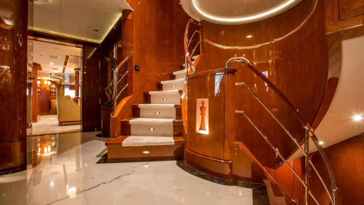 2013 Benetti Vision 145' à louer (photo 13)