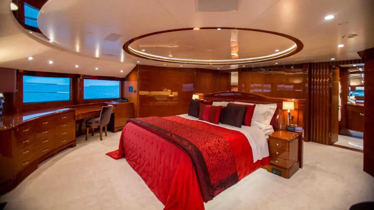 2013 Benetti Vision 145' à louer (photo 15)