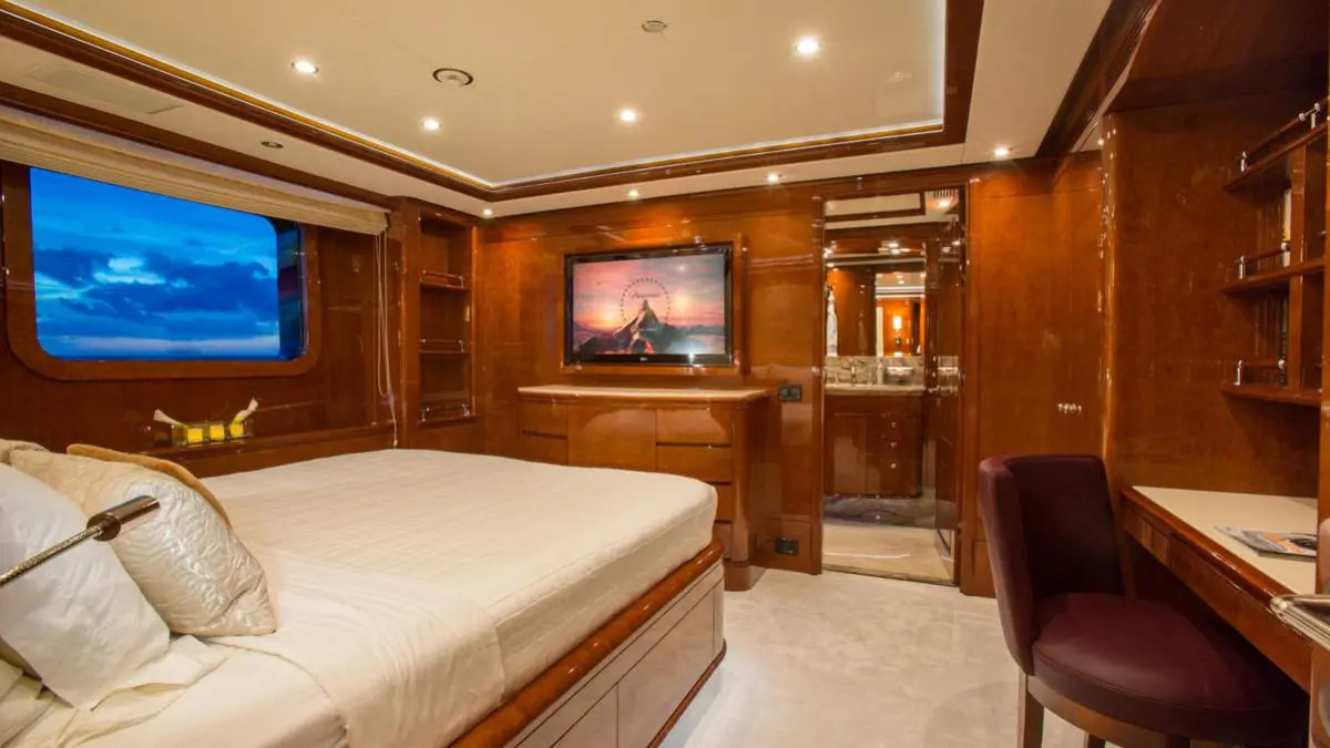 2013 Benetti Vision 145' à louer (photo 19)