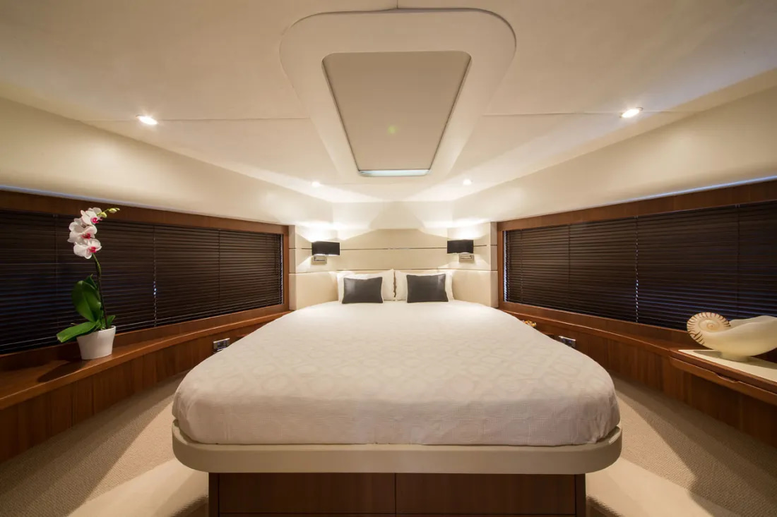 2011 Princess V78 te huur (photo 8)