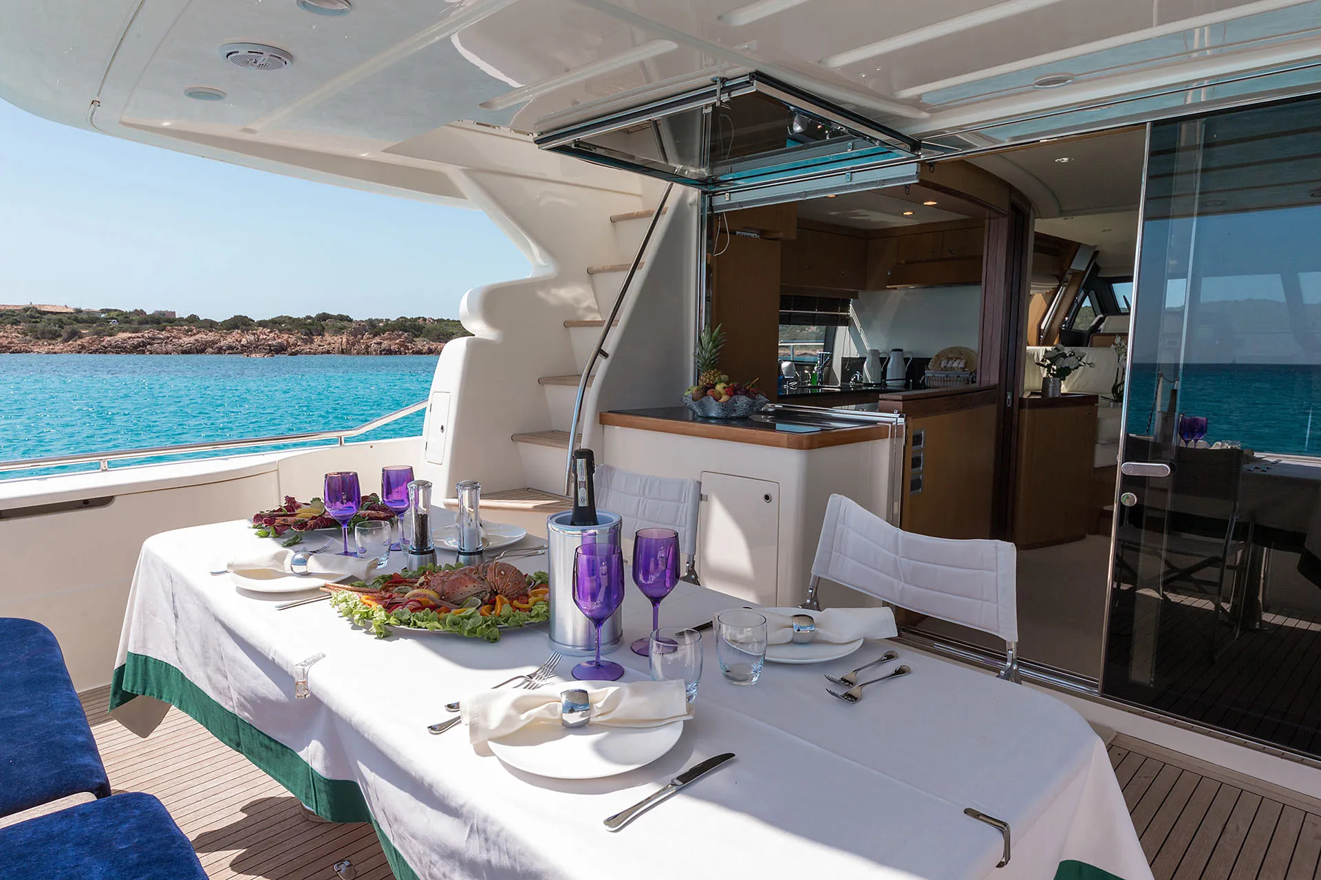 2008 Ferretti 630 en alquiler (photo 6)