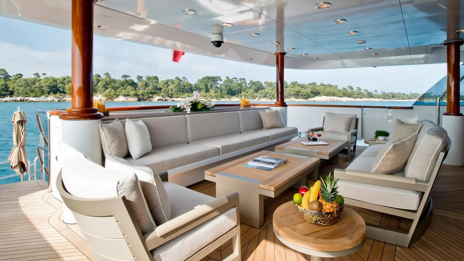 2007 Trinity Yachts La Dea II na czarter (photo 7)