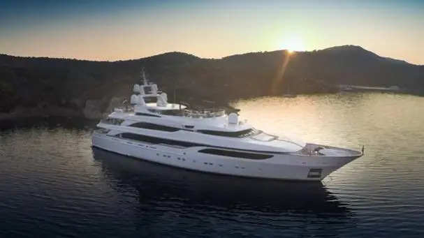 2006 Benetti Lioness V en alquiler (photo 2)