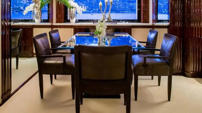 2006 Benetti Lioness V en alquiler (photo 13)