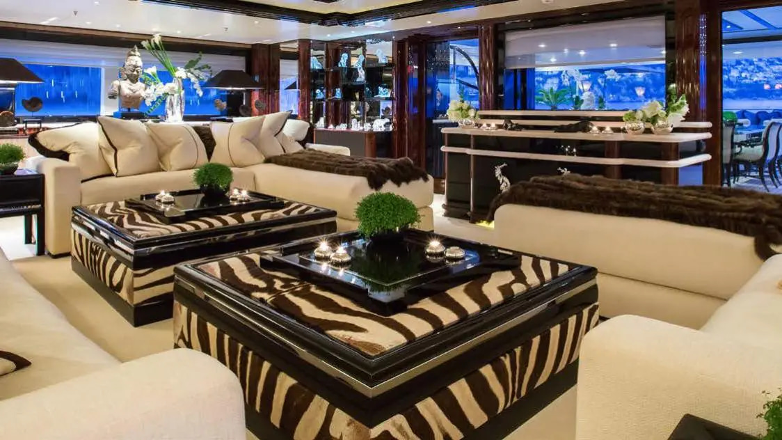 2006 Benetti Lioness V en alquiler (photo 14)