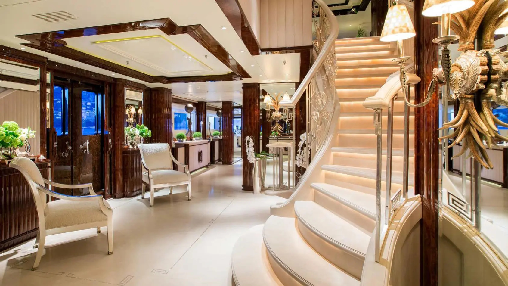 2006 Benetti Lioness V en alquiler (photo 16)