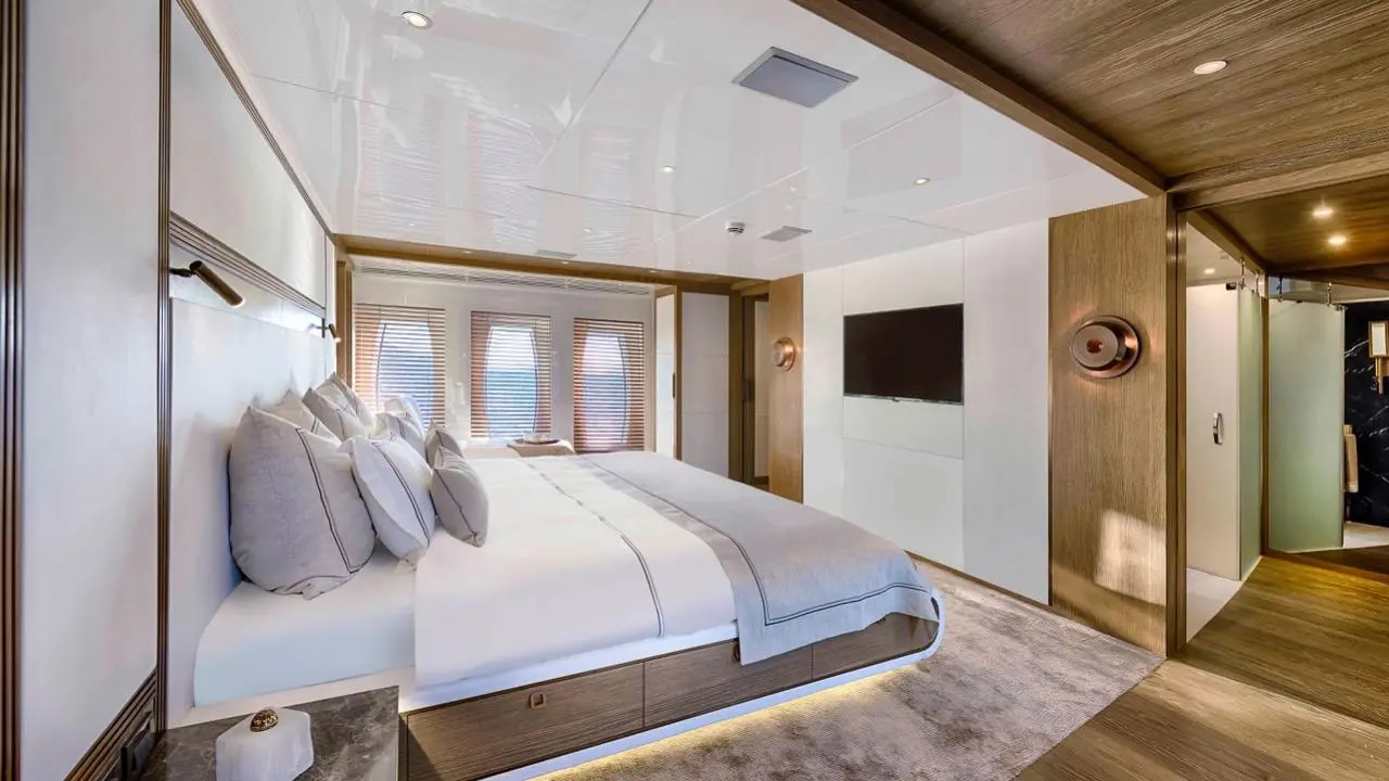 2017 CMB Yachts Liquid Sky te huur (photo 29)