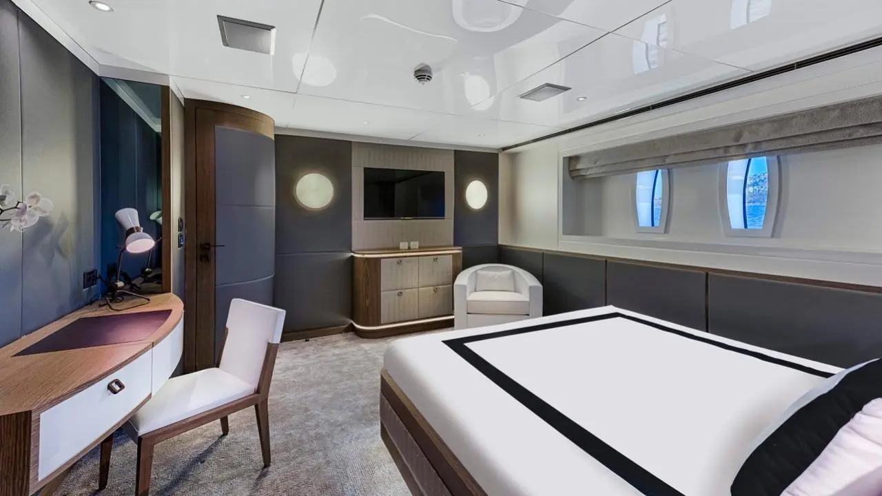 2017 CMB Yachts Liquid Sky te huur (photo 30)