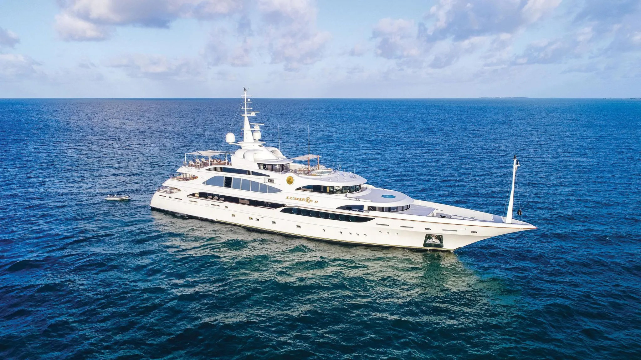 2010 Benetti Lumiere II à louer (photo 6)