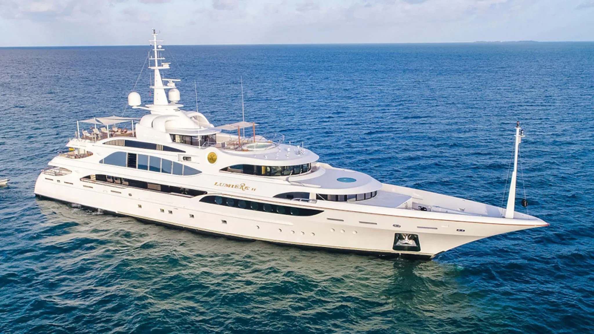 2010 Benetti Lumiere II à louer (photo 8)