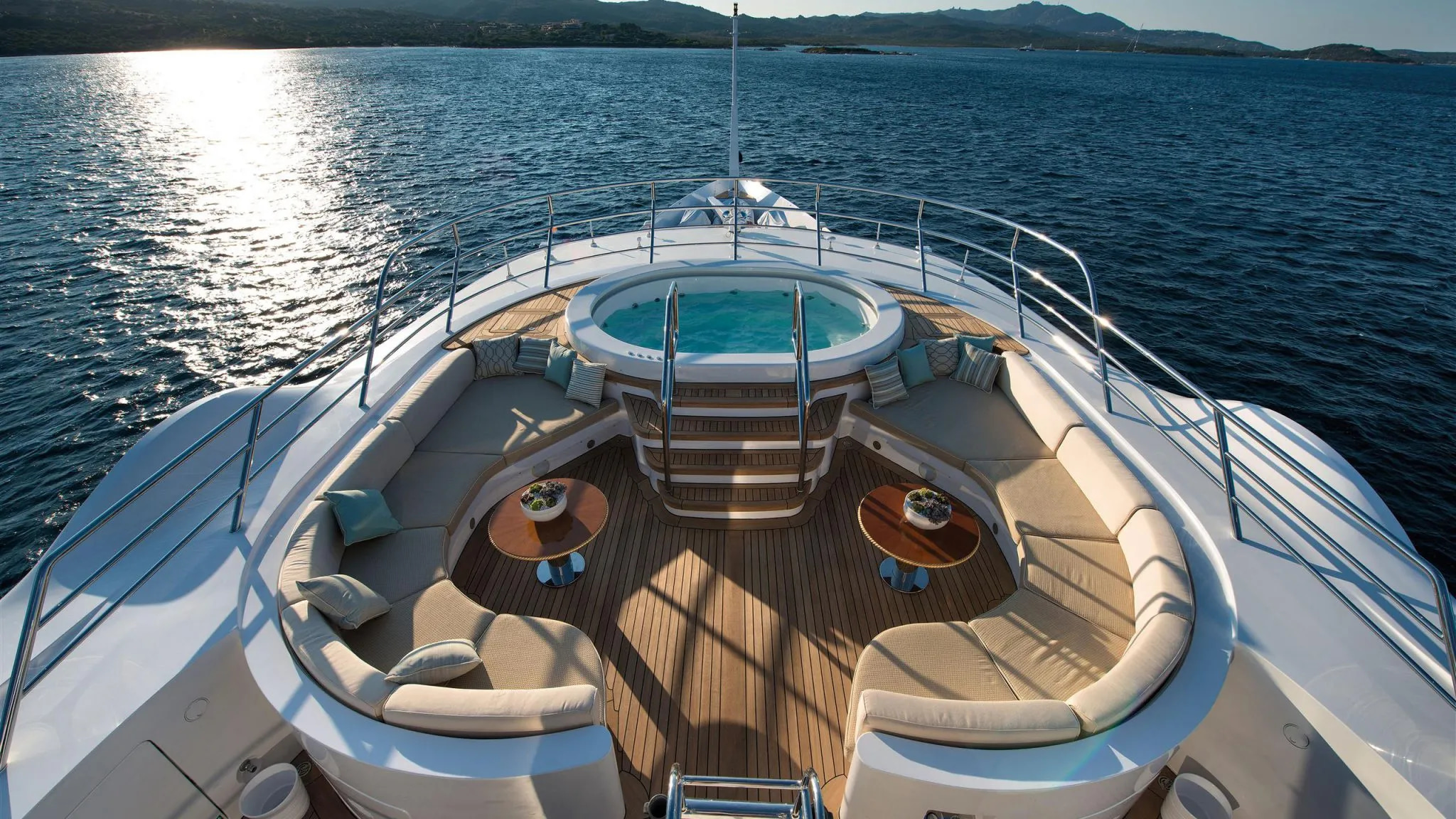 2010 Benetti Lumiere II à louer (photo 23)