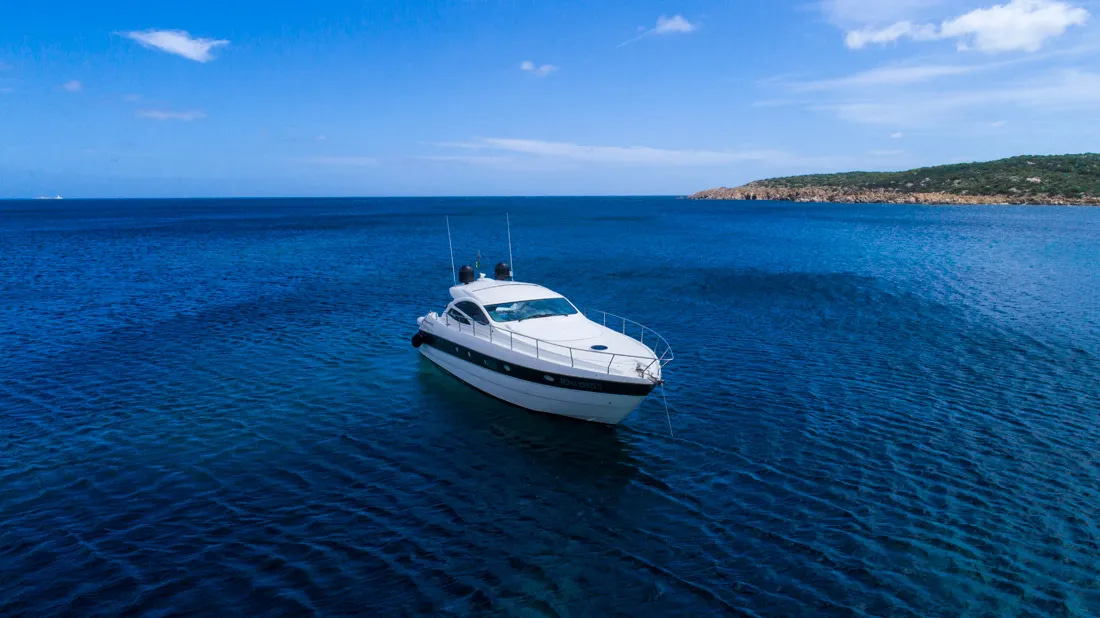 2009 Pershing 50 Milò te huur (photo 2)