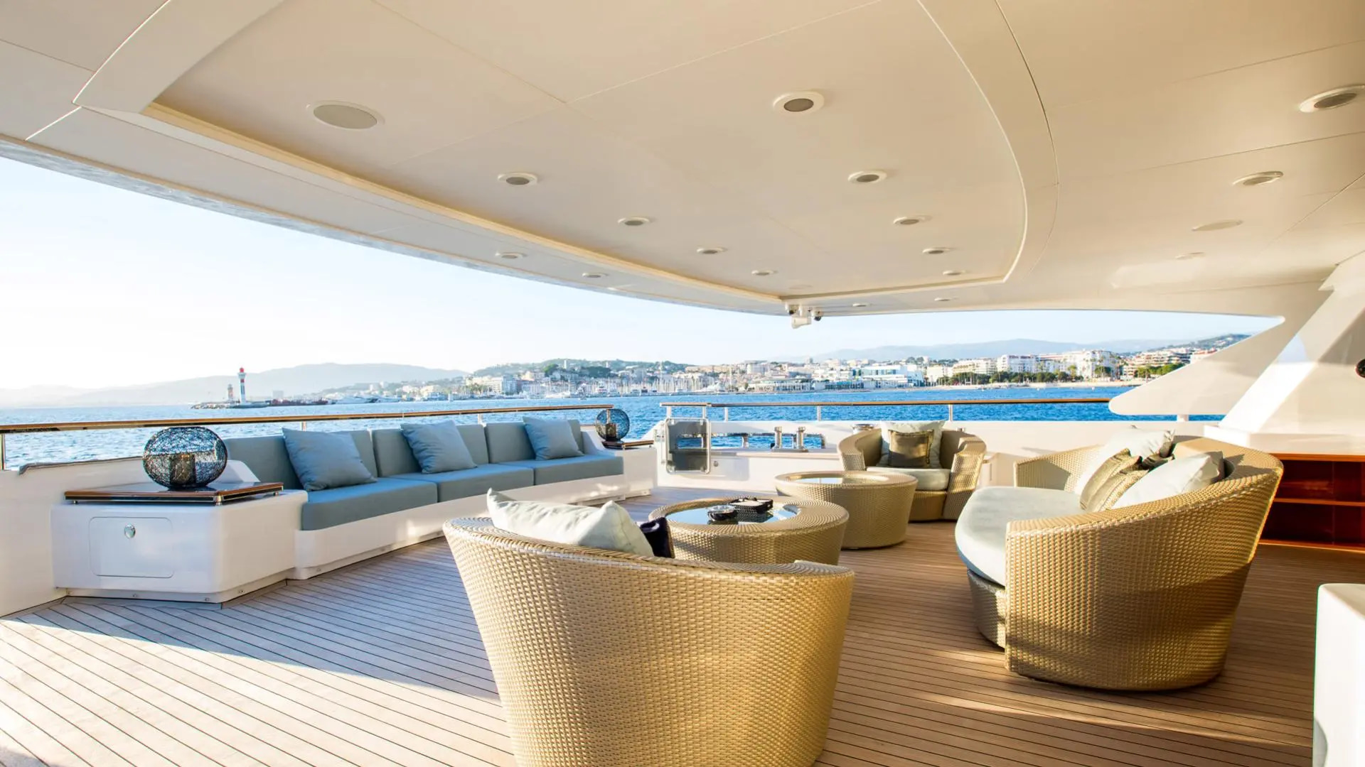 2007 Golden Yachts Vertigo zu chartern (photo 17)