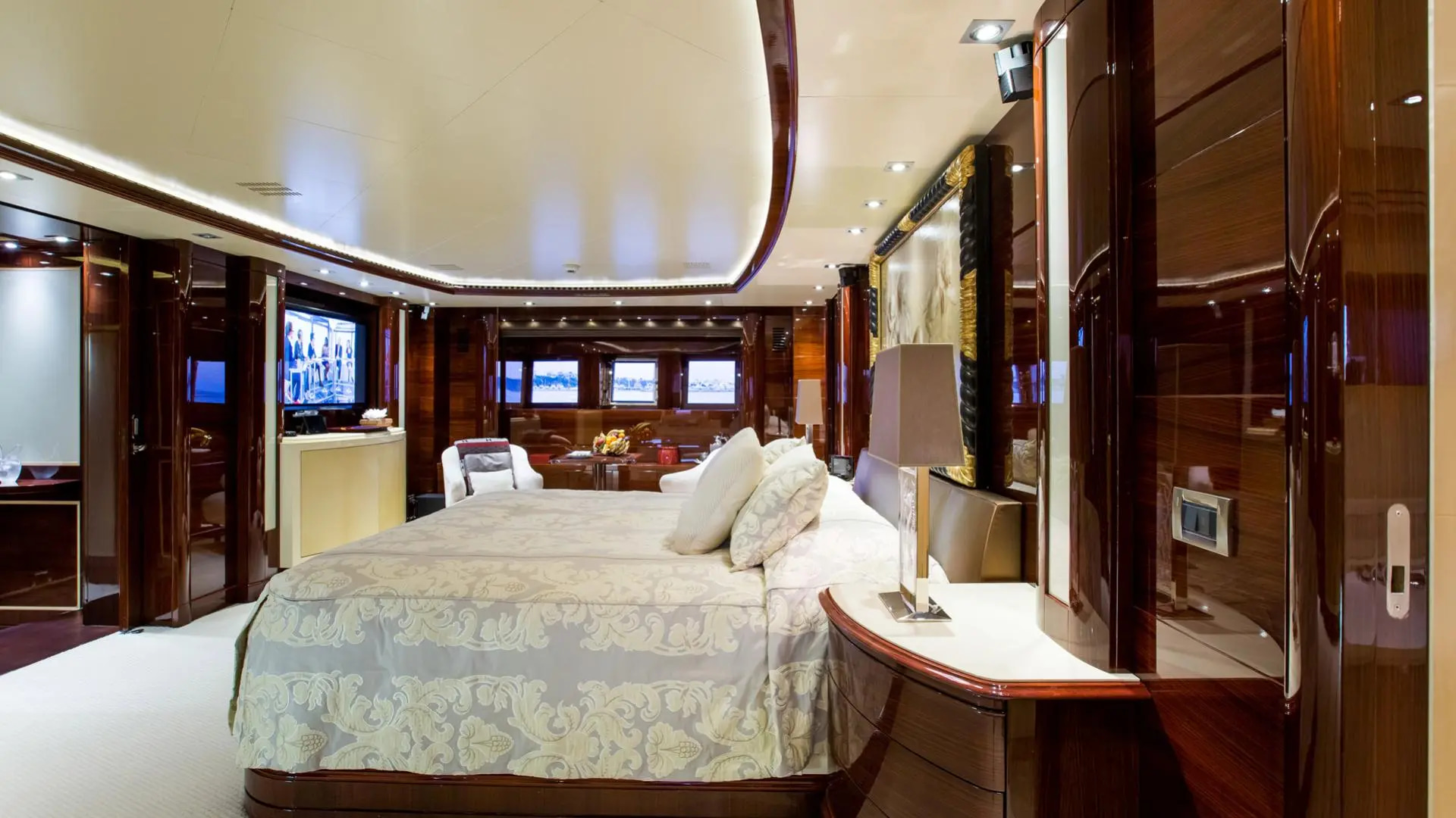 2007 Golden Yachts Vertigo zu chartern (photo 35)