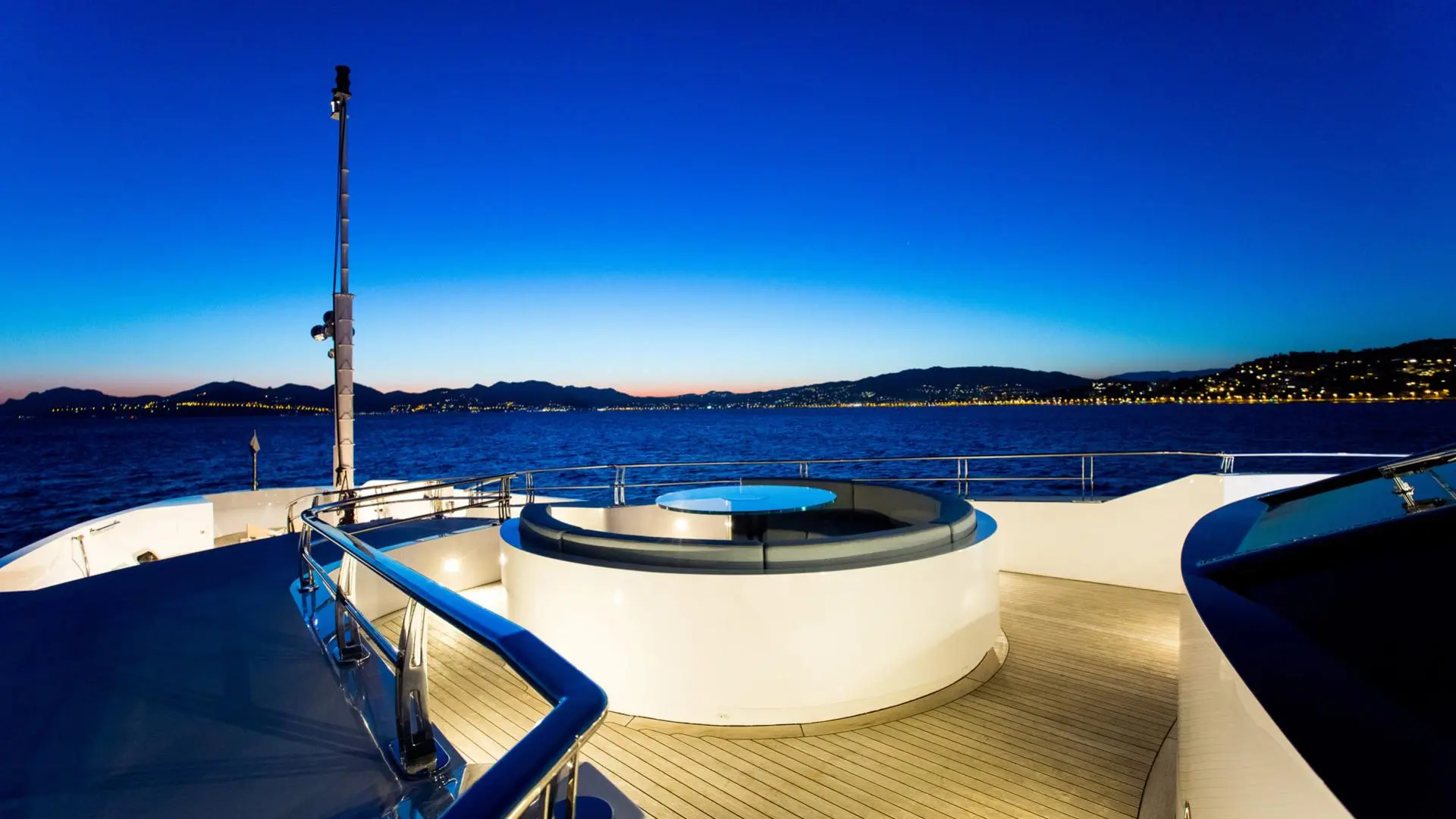 2007 Golden Yachts Vertigo zu chartern (photo 41)