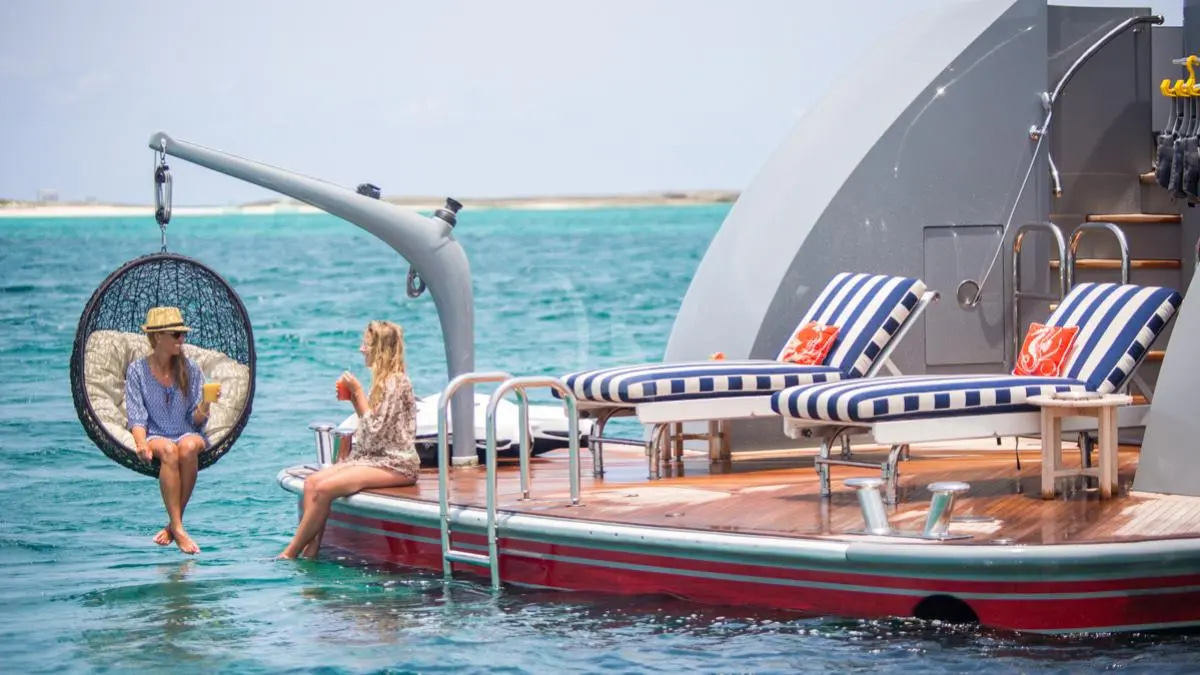 2005 Trinity Yachts Zoom-Zoom-Zoom a noleggio (photo 7)