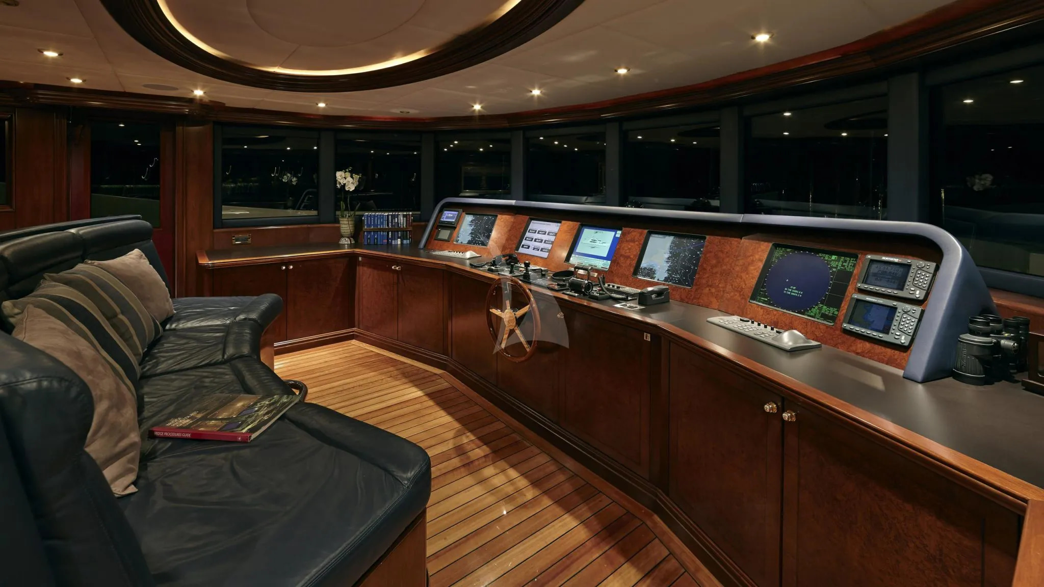 2005 Trinity Yachts Zoom-Zoom-Zoom a noleggio (photo 18)