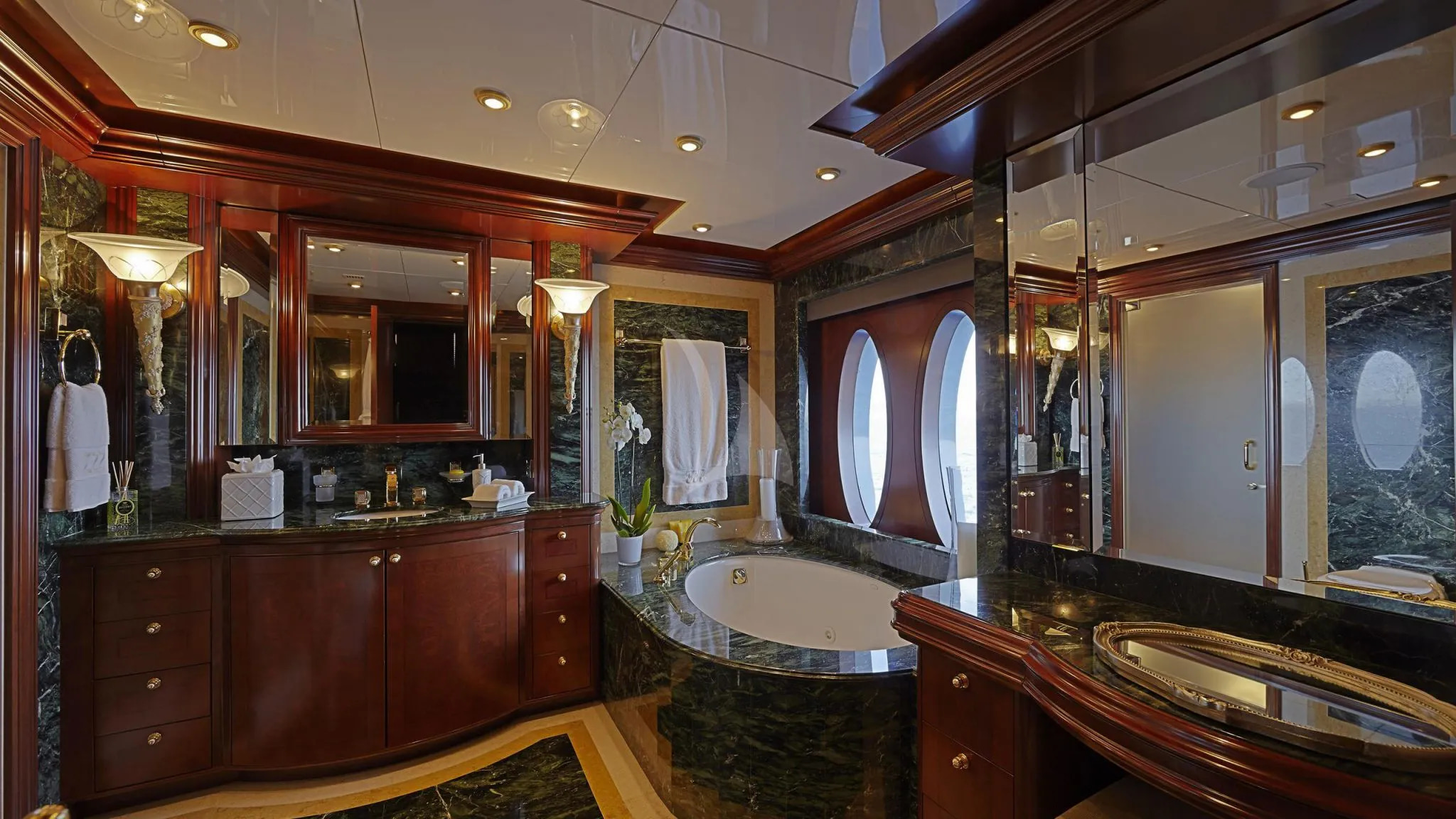 2005 Trinity Yachts Zoom-Zoom-Zoom a noleggio (photo 19)
