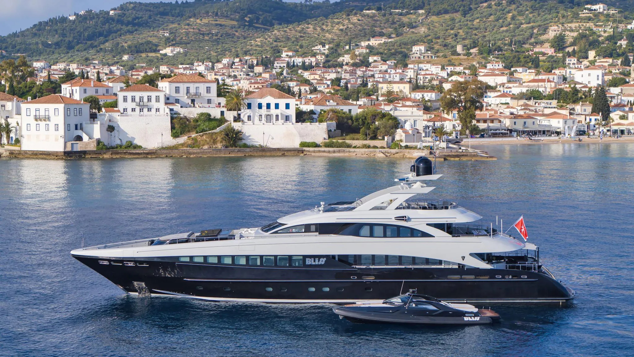 2007 Heesen Yachts Bliss for charter (photo 7)