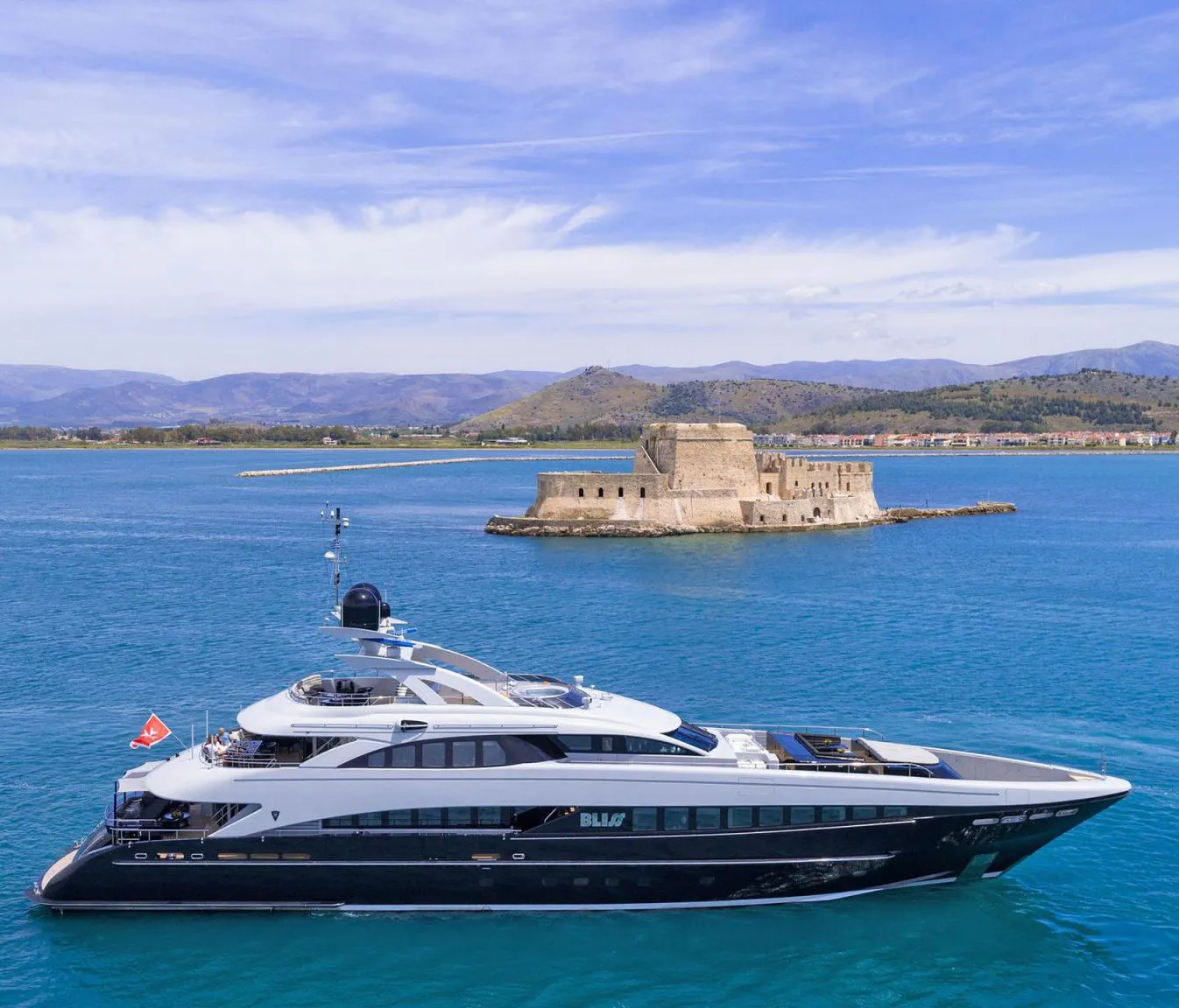 2007 Heesen Yachts Bliss for charter (photo 8)