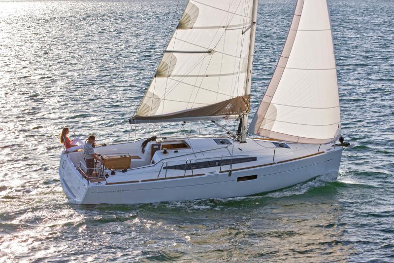 2024 Jeanneau Sun Odyssey 349 for sale (photo 2)