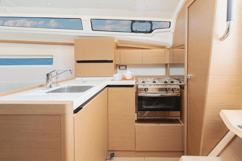 2024 Jeanneau Sun Odyssey 350 te koop (photo 7)