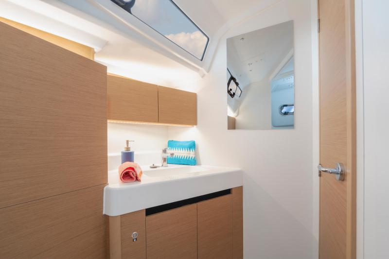 2024 Jeanneau Sun Odyssey 350 te koop (photo 8)