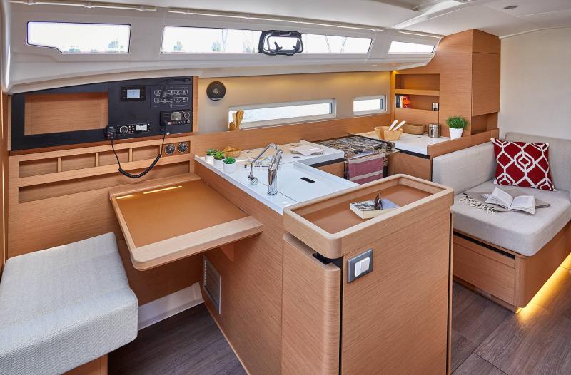 2024 Jeanneau Sun Odyssey 410 en venta (photo 12)
