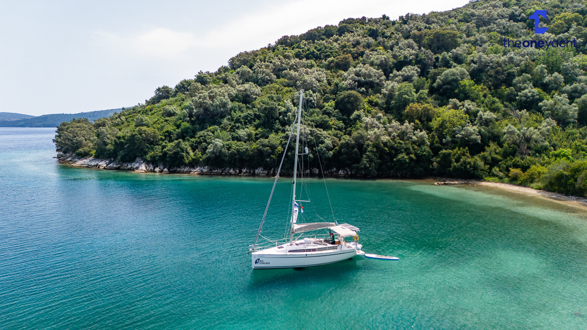 2013 Bavaria 33 Cruiser à vendre (photo 5)
