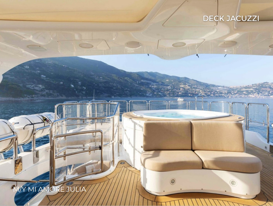 2010 Vanguard M/Y Amore Julia à louer (photo 3)