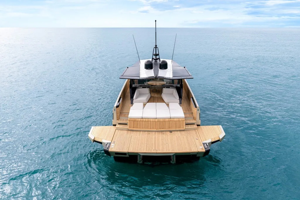 2025 Wally WallyWhy 100 for sale & charter (photo 6)