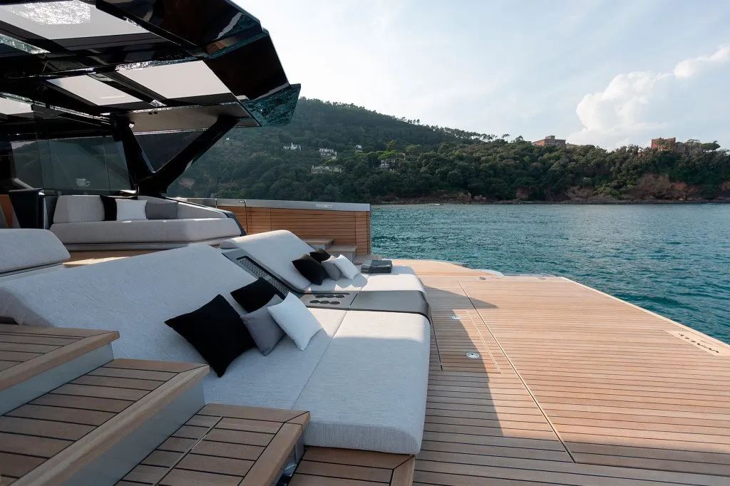 2025 Wally WallyWhy 100 for sale & charter (photo 9)