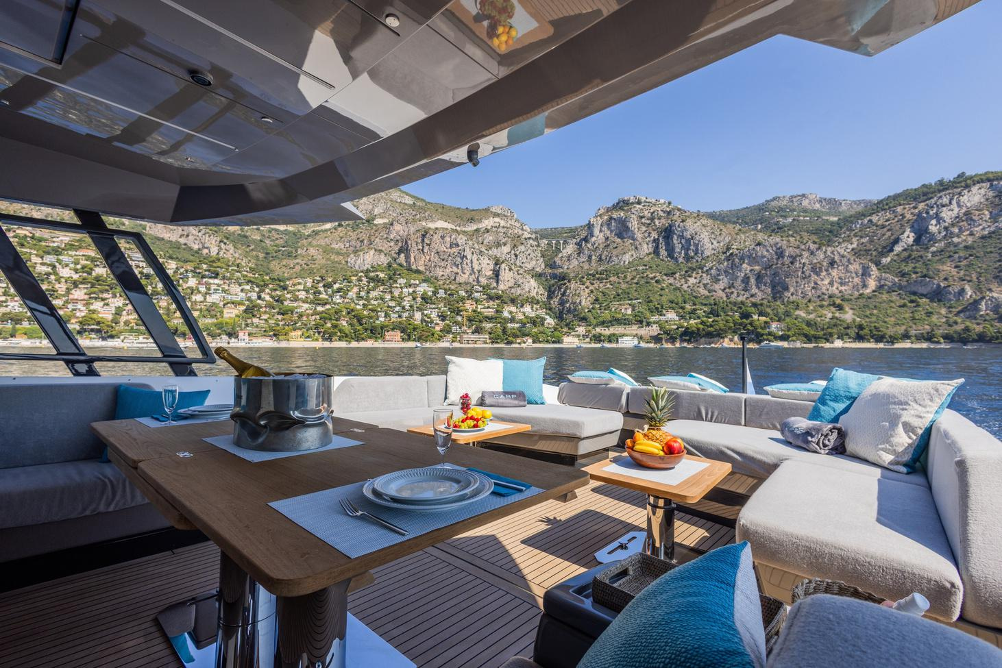 2024 Arcadia Yachts Sherpa 60 a noleggio (photo 7)